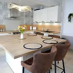 Nid Normand Building 1620 - 4 Bedrooms - Hyper Center Pont-Audemer