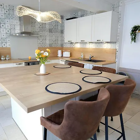 Nid Normand Building 1620 - 4 Bedrooms - Hyper Center Pont-Audemer