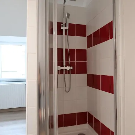 Nid Normand Building 1620 - 4 Bedrooms - Hyper Center Apartment Pont-Audemer