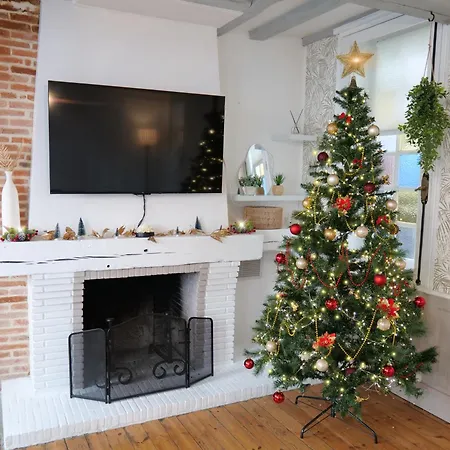 Nid Normand Building 1620 - 4 Bedrooms - Hyper Center *